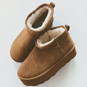 CUSHIONAIRE Brown Faux-Suede Shearling Ankle Booties